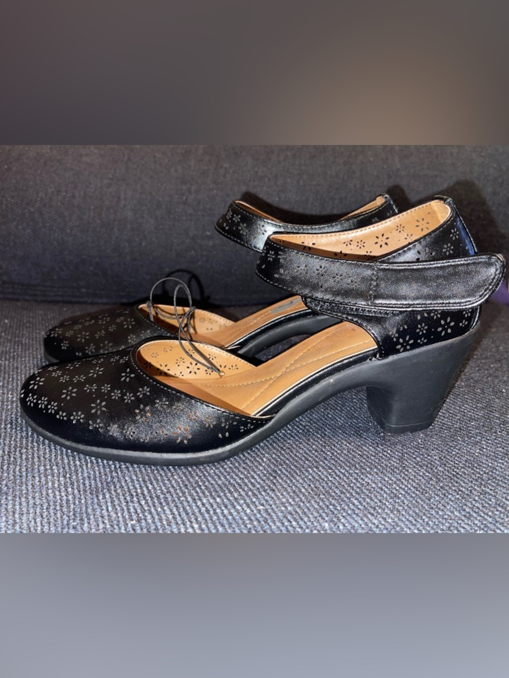 Easy Spirit Classic Black Mary Jane Heels with Perforated Floral Design/Velcro - Picture 11 of 11